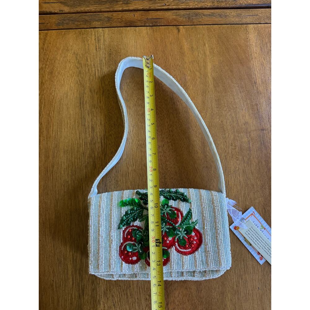 NWT Viral Tomato Beaded Baguette Purse Handmade India - Picture 6 of 10